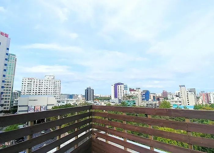 In 2* Seoul